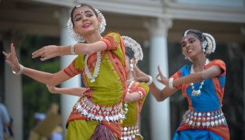 Indian dancers
