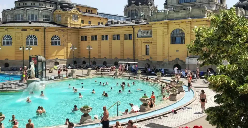 how to visit the Szechenyi Thermal Bath
