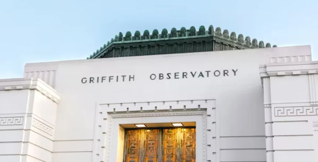 Plan your to visit the  Grifiith observatory los angeles